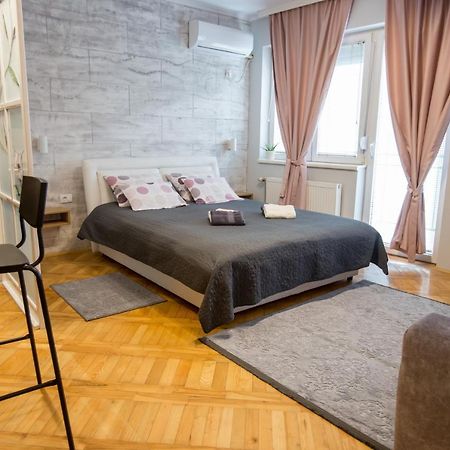 Apartment Studio Milena ซูโบติกา ภายนอก รูปภาพ