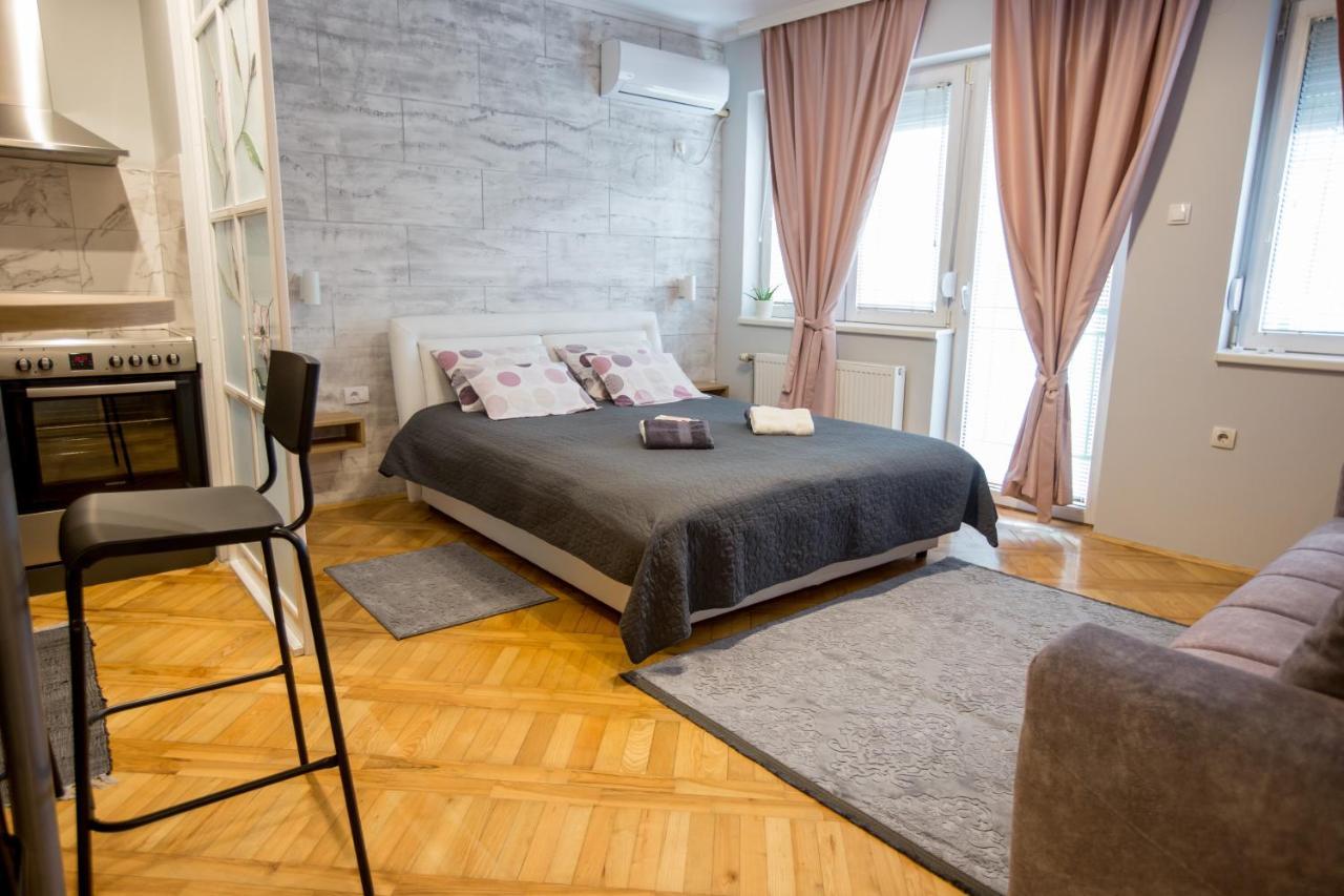 Apartment Studio Milena ซูโบติกา ภายนอก รูปภาพ