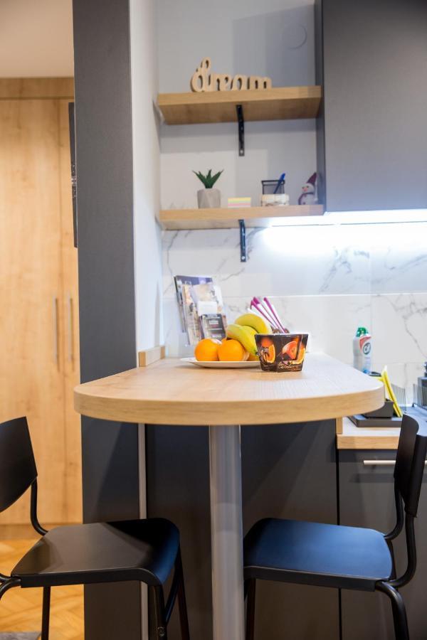 Apartment Studio Milena ซูโบติกา ภายนอก รูปภาพ