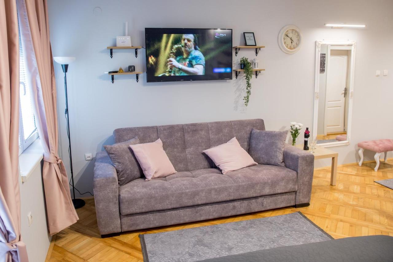 Apartment Studio Milena ซูโบติกา ภายนอก รูปภาพ