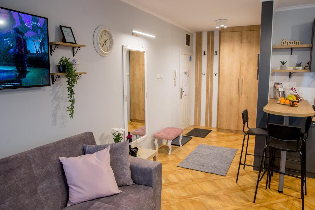 Apartment Studio Milena ซูโบติกา ภายนอก รูปภาพ